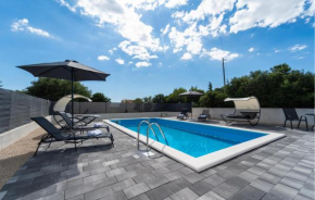 Pet Friendly Home In Polaca With Jacuzzi
